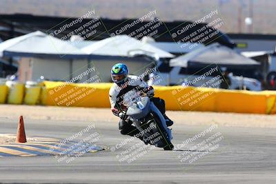 media/Feb-12-2022-SoCal Trackdays (Sat) [[3b21b94a56]]/Turn 2 (1045am)/